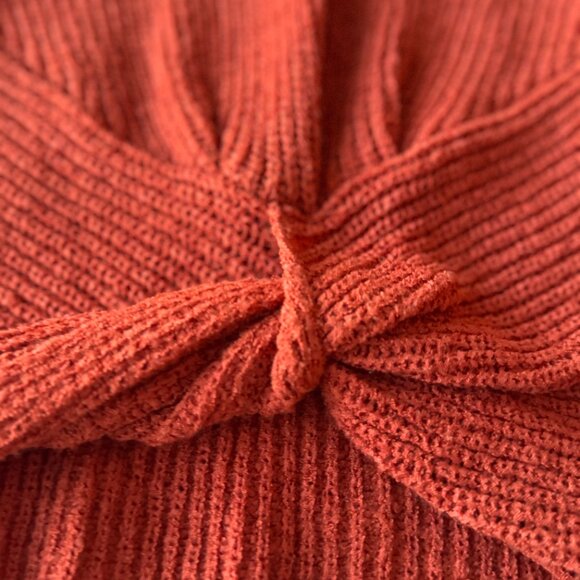 Beautiful rust orange knotted sweater vneck tank top X Small - Picture 3 of 10
